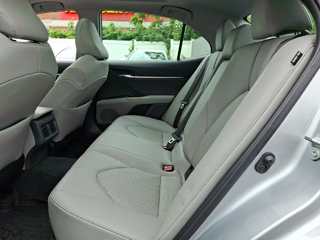 Certified 2022 Toyota Camry XLE AWD/4WD image 10