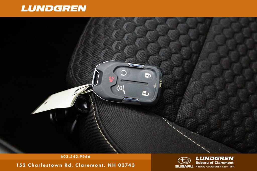 Used 2017 GMC Acadia SLE w/ Driver Alert Package I image 27