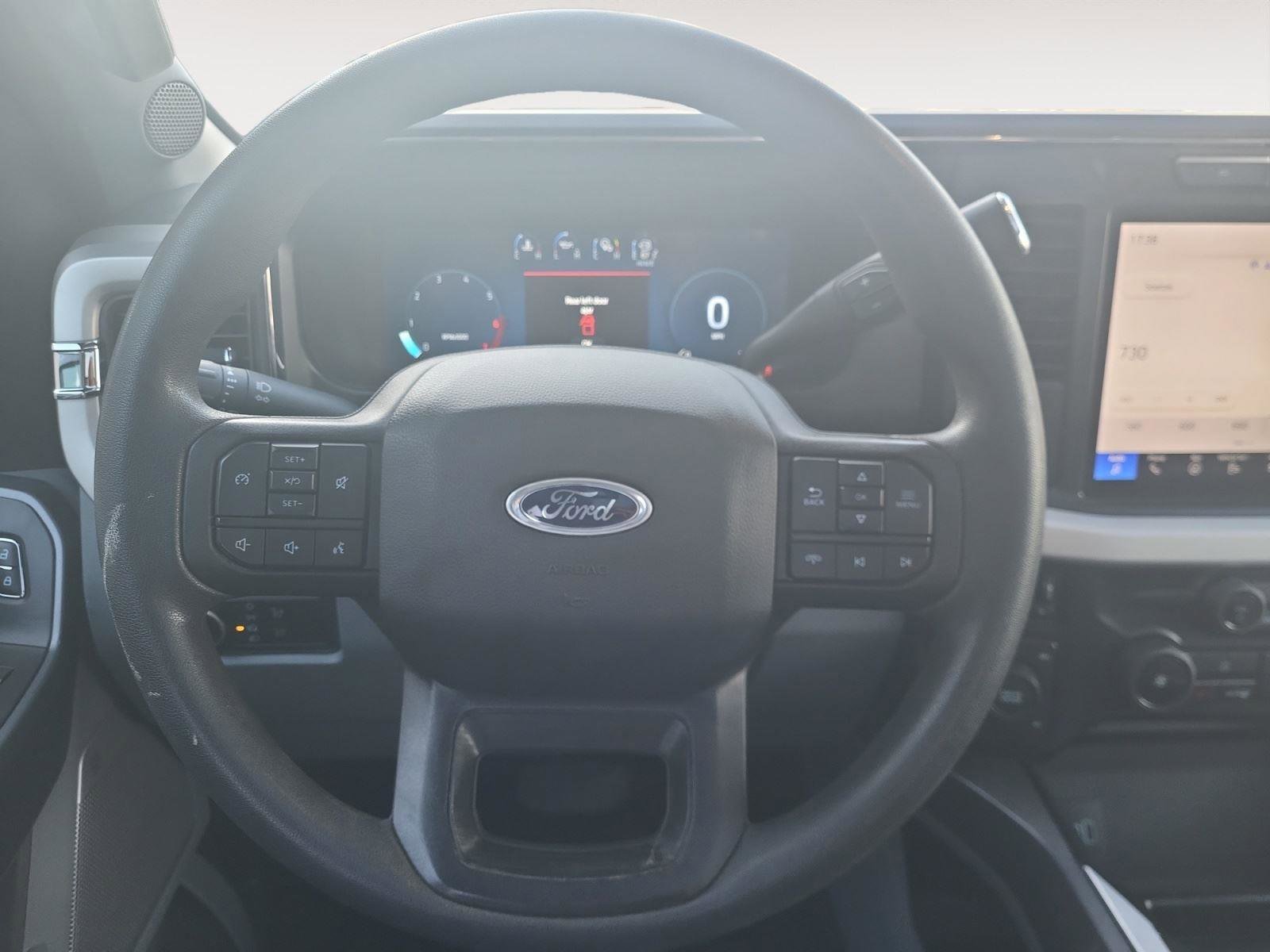 Used 2023 Ford F250 XLT w/ XLT Premium Package image 16