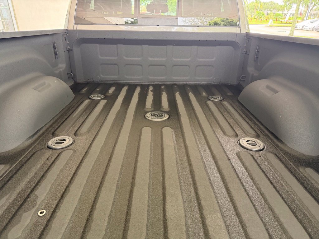Used 2025 RAM 2500 Laramie AWD/4WD image 40
