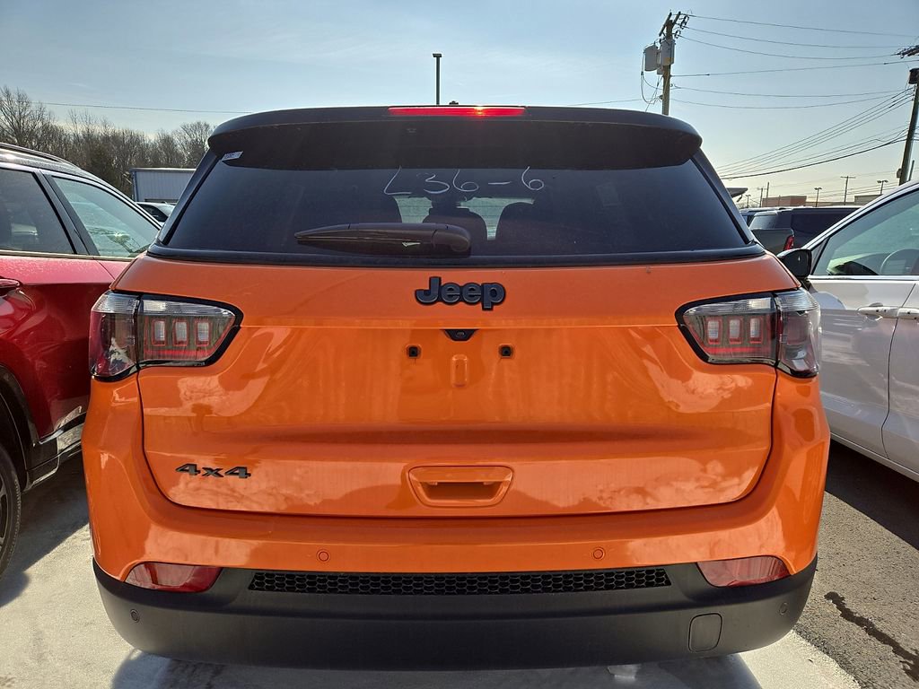 New 2026 Jeep Compass Limited w/ Sun, Sound & Navigation Group image 4