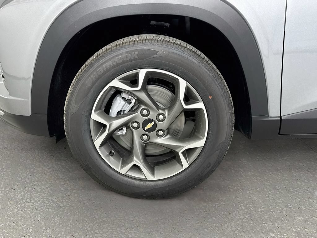 New 2026 Chevrolet Trax LT FWD image 31