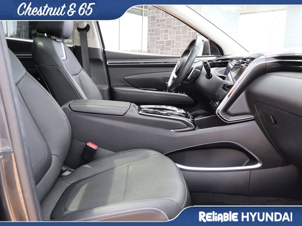 Certified 2023 Hyundai Tucson Limited AWD/4WD image 10