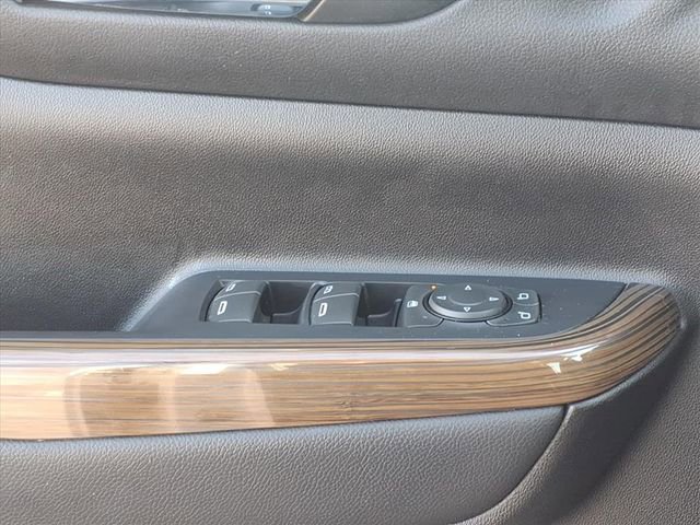 Used 2022 GMC Acadia SLE w/ Driver Convenience Package image 24