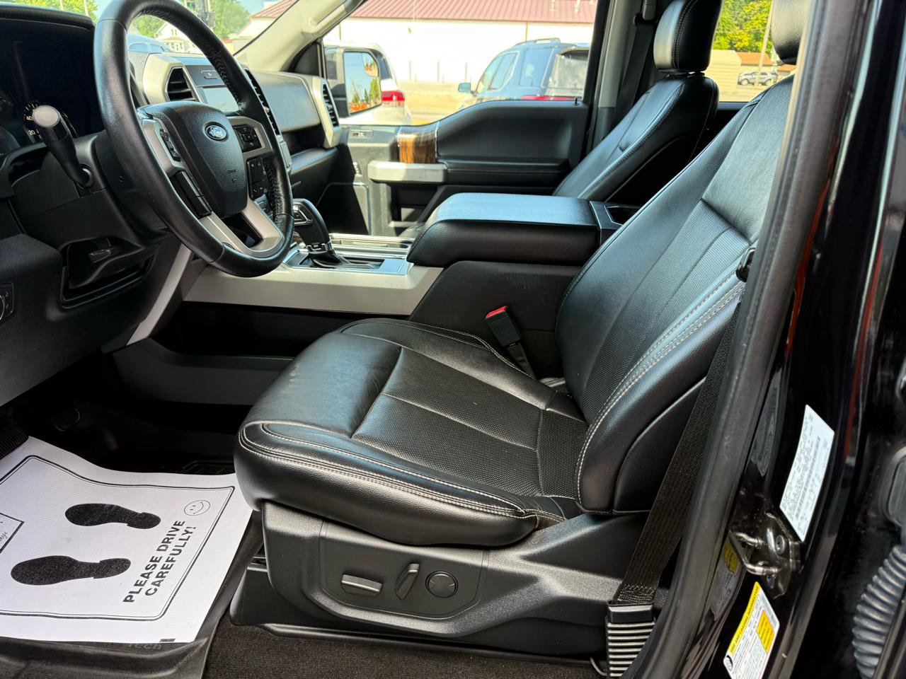 Used 2019 Ford F150 Lariat AWD/4WD image 11