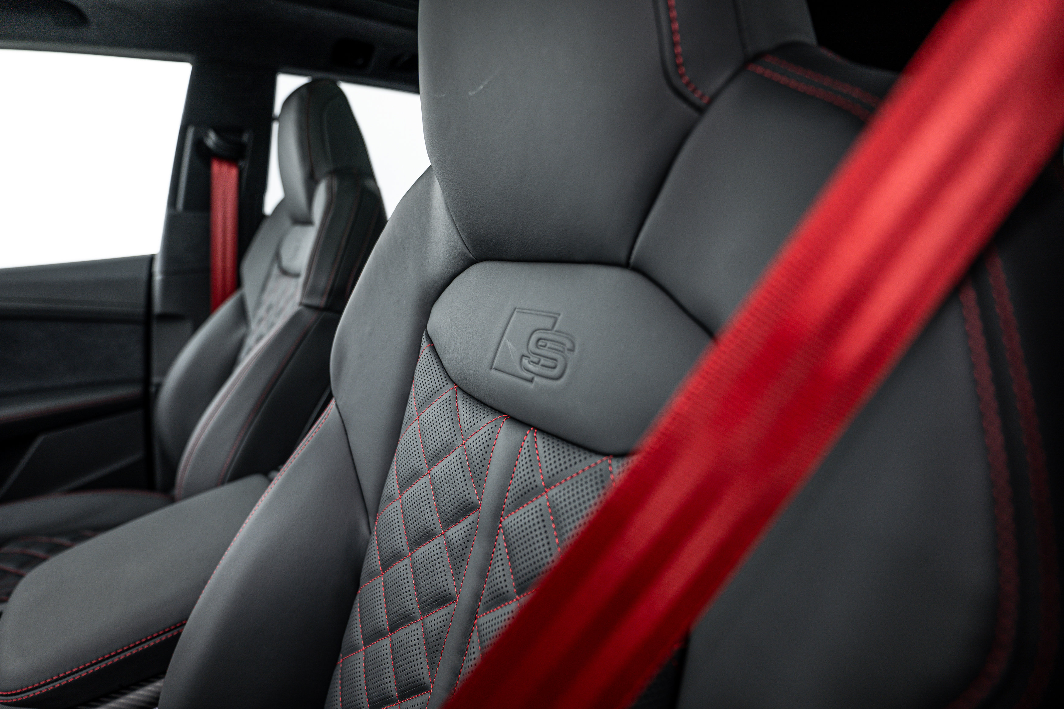 New 2026 Audi SQ8 Prestige image 18