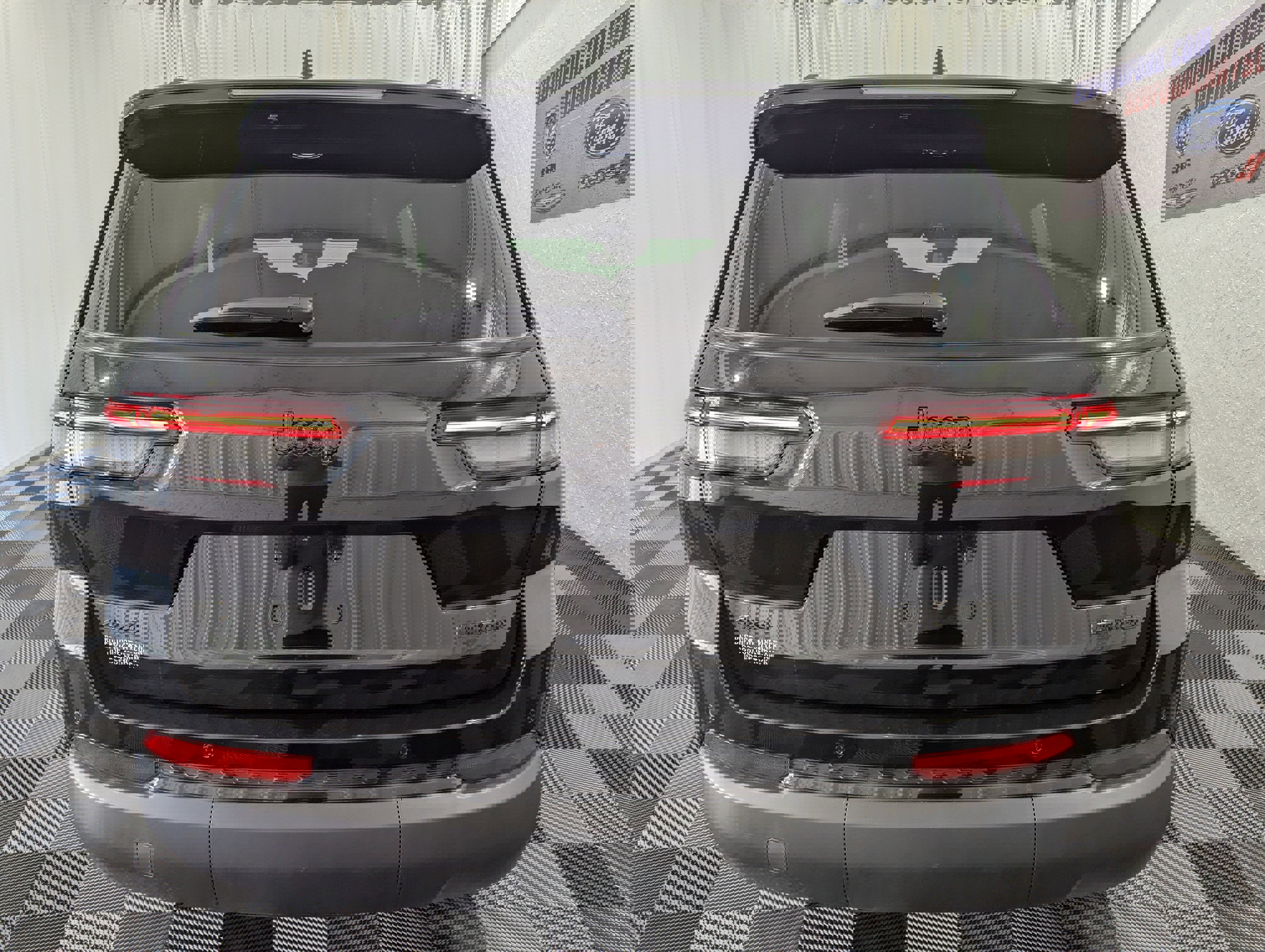 Used 2025 Jeep Grand Cherokee L Limited w/ Black Appearance Package image 8