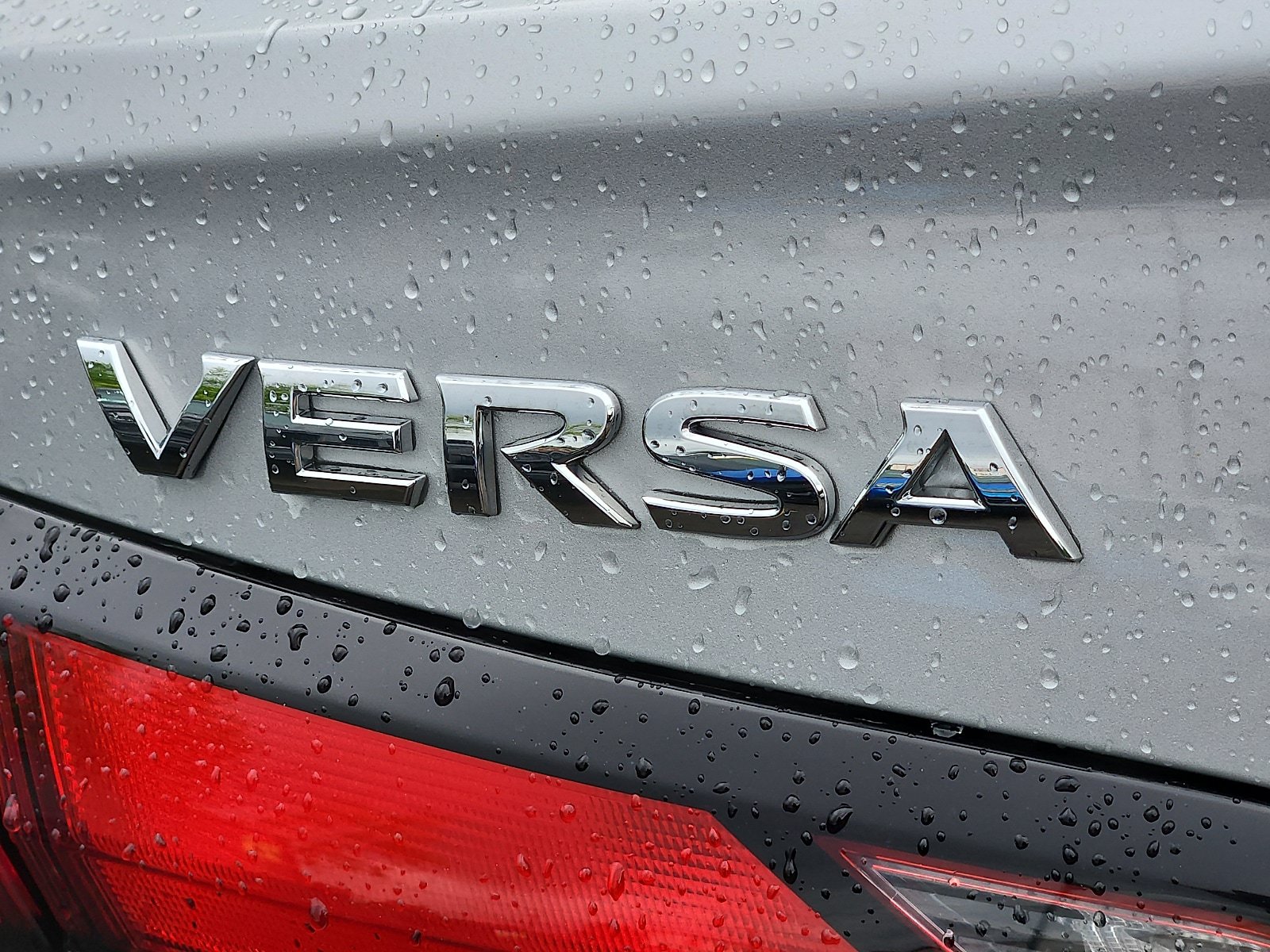 Used 2024 Nissan Versa SV w/ Trunk Package FWD image 30