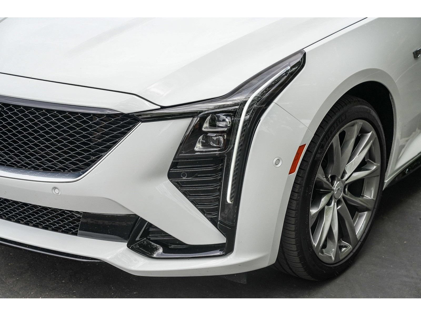 Used 2025 Cadillac CT5 Sport RWD image 8