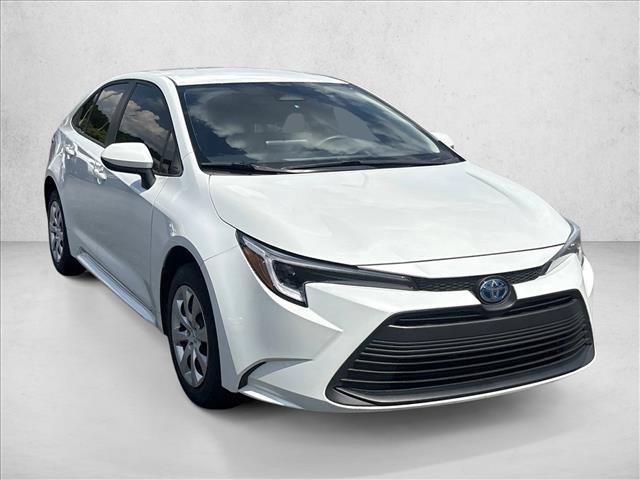 Certified 2024 Toyota Corolla LE FWD image 3