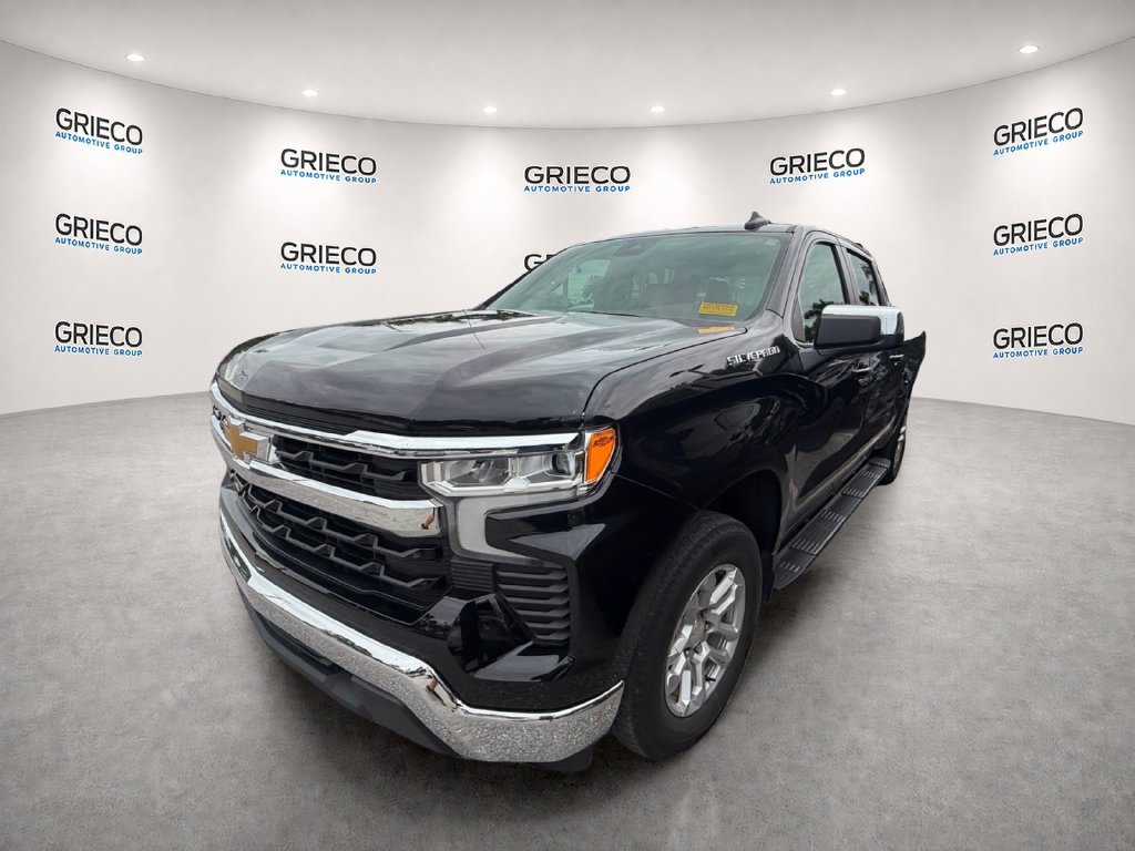 Used 2024 Chevrolet Silverado 1500 LT RWD image 4