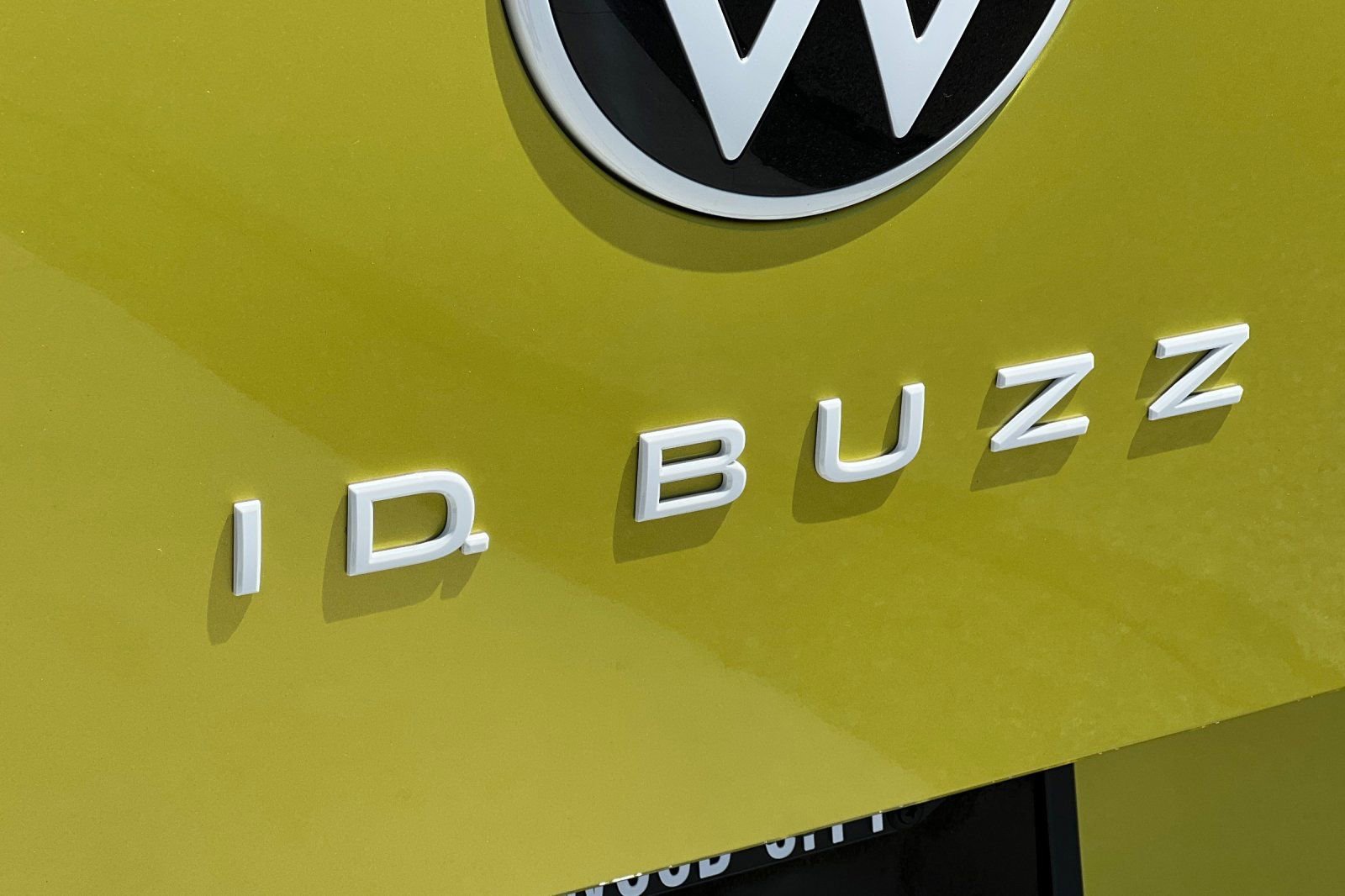 New 2025 Volkswagen ID. Buzz Pro S Plus image 27