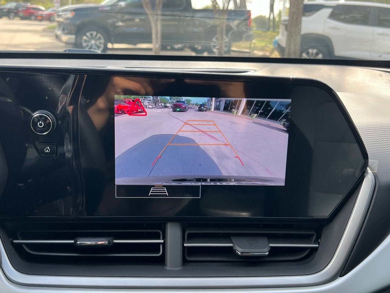New 2026 Chevrolet Trax RS w/ Sunroof Package FWD image 19
