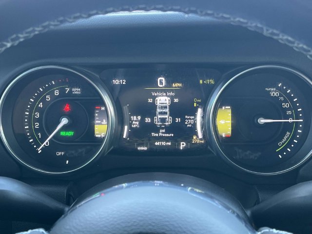 Used 2022 Jeep Wrangler Unlimited Sahara AWD/4WD image 33
