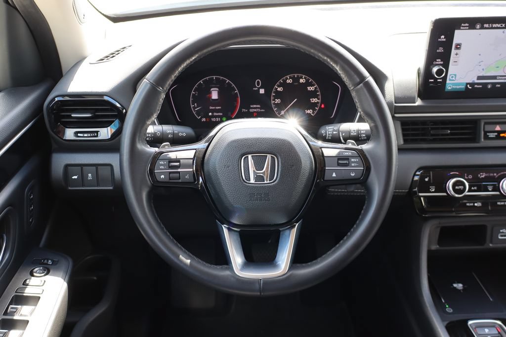 Used 2023 Honda Pilot Touring image 16