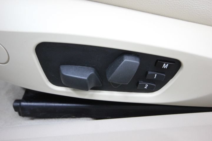 Used 2010 BMW 328i xDrive Coupe AWD/4WD image 13