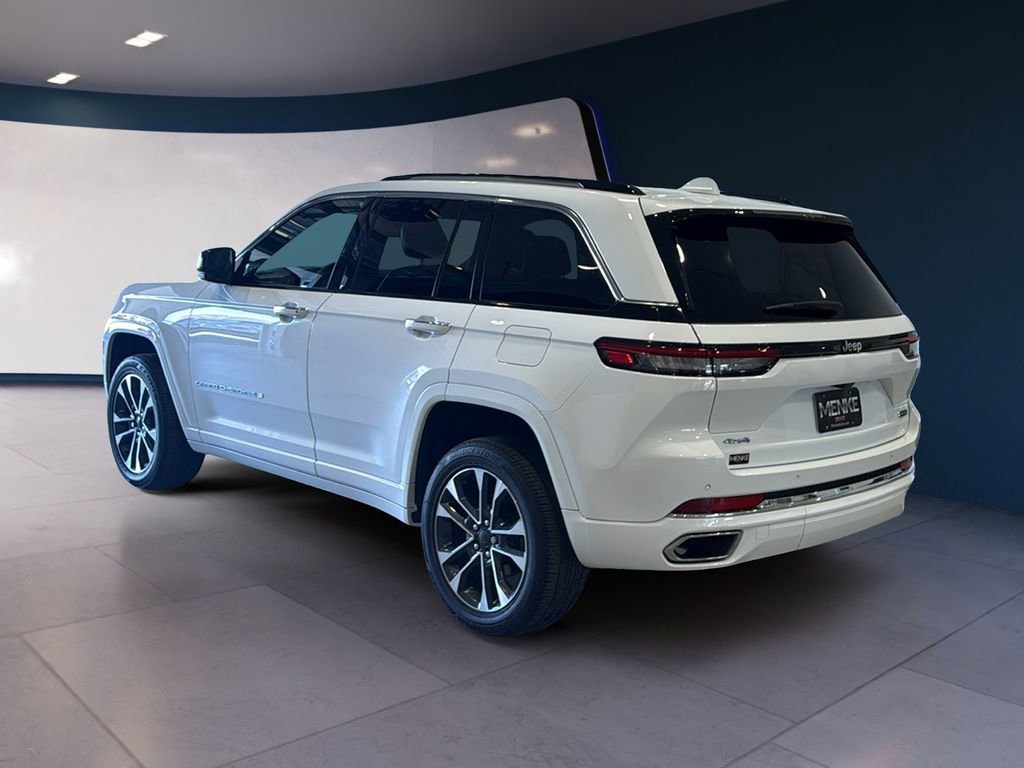 Used 2023 Jeep Grand Cherokee Overland AWD/4WD image 5