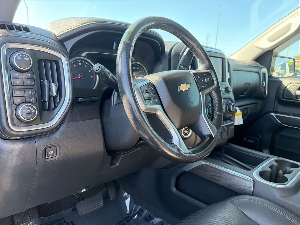 Used 2020 Chevrolet Silverado 1500 LTZ w/ LTZ Plus Package AWD/4WD image 18