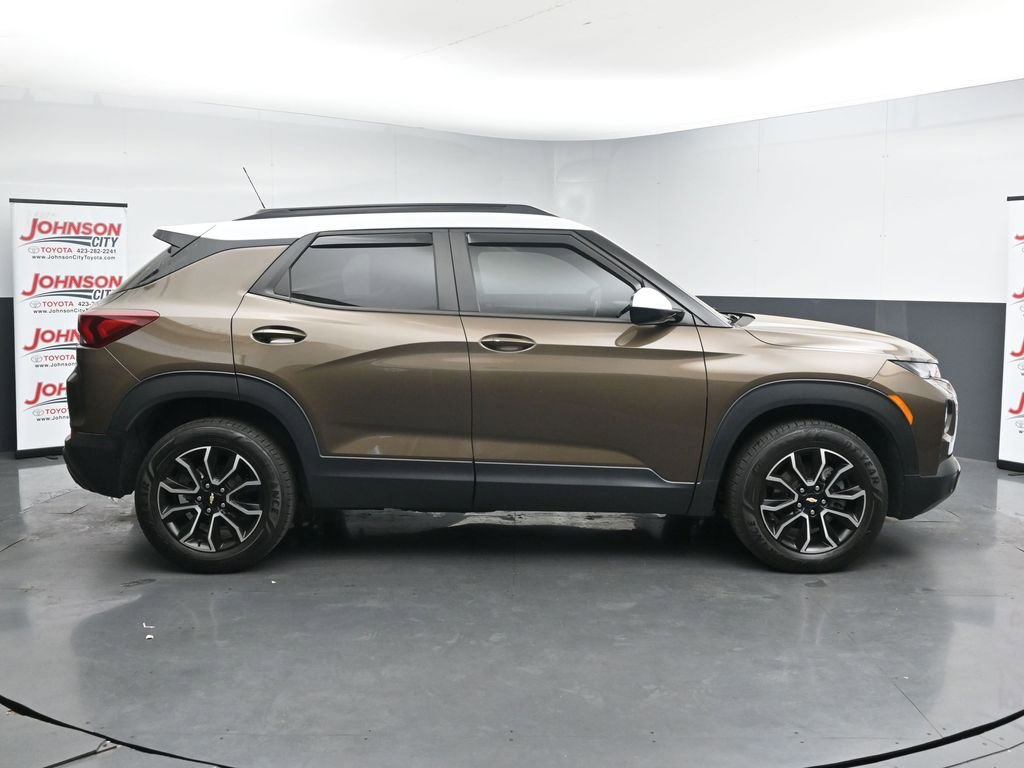 Used 2021 Chevrolet TrailBlazer ACTIV w/ Sun and Liftgate Package AWD/4WD image 9