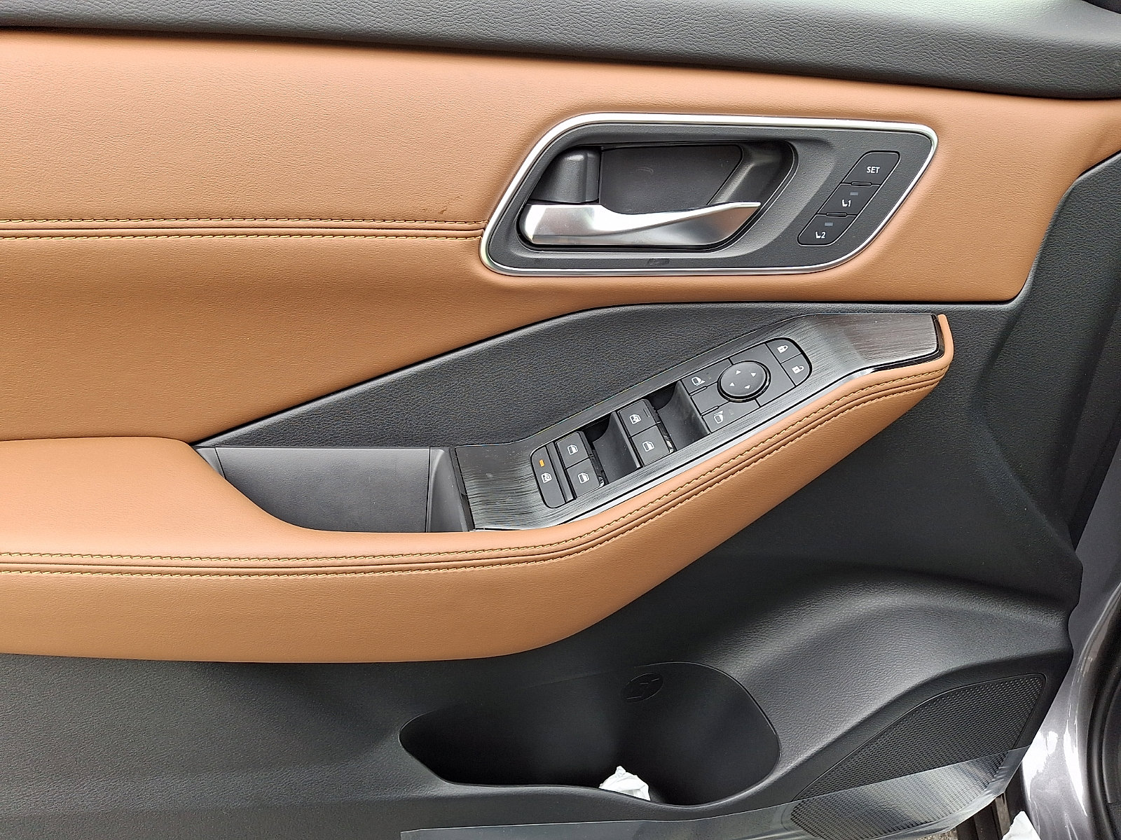 New 2026 Nissan Rogue Platinum AWD/4WD image 8