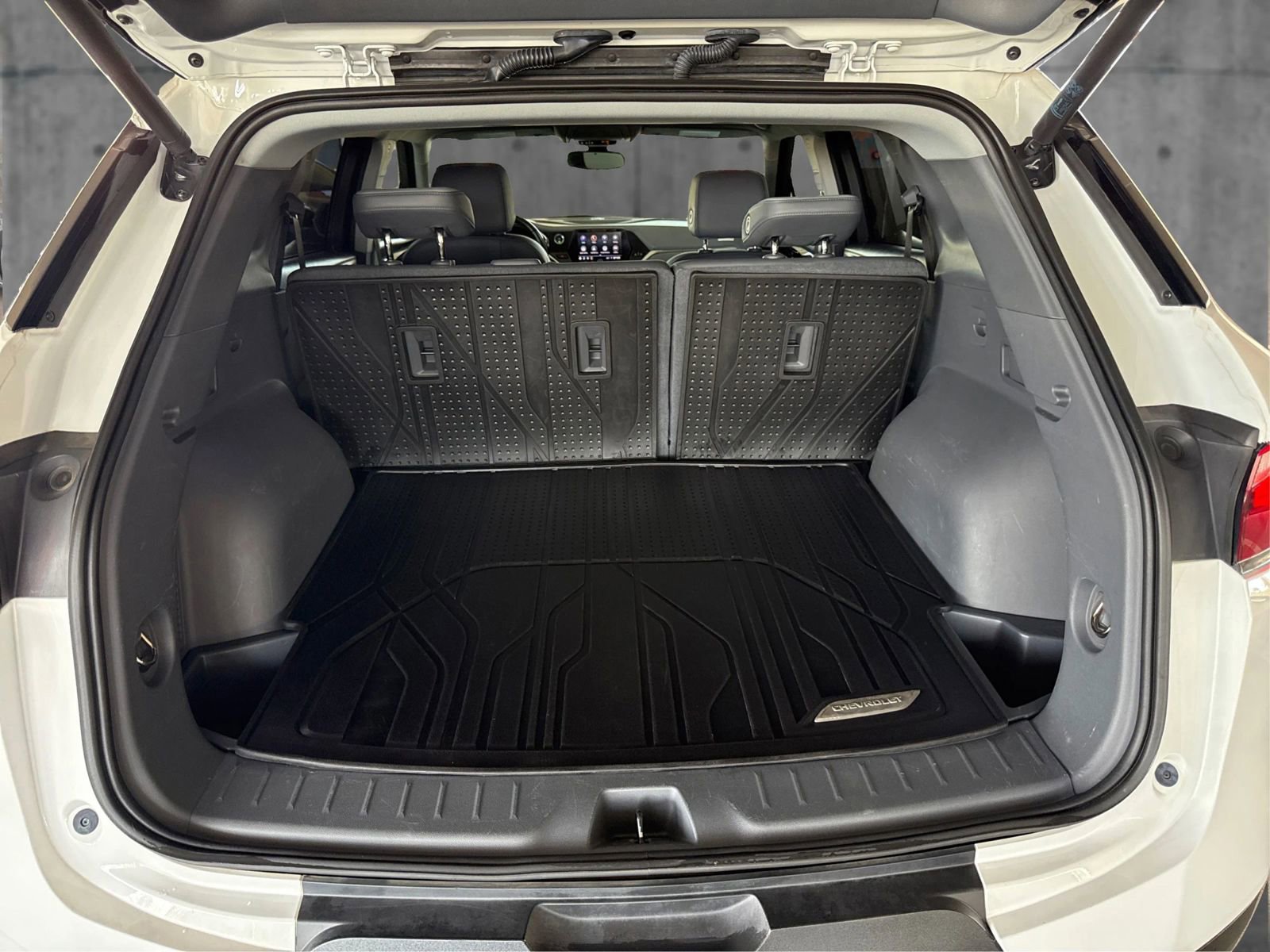 Used 2019 Chevrolet Blazer LT w/ LPO, Floor Liner Package AWD/4WD image 13