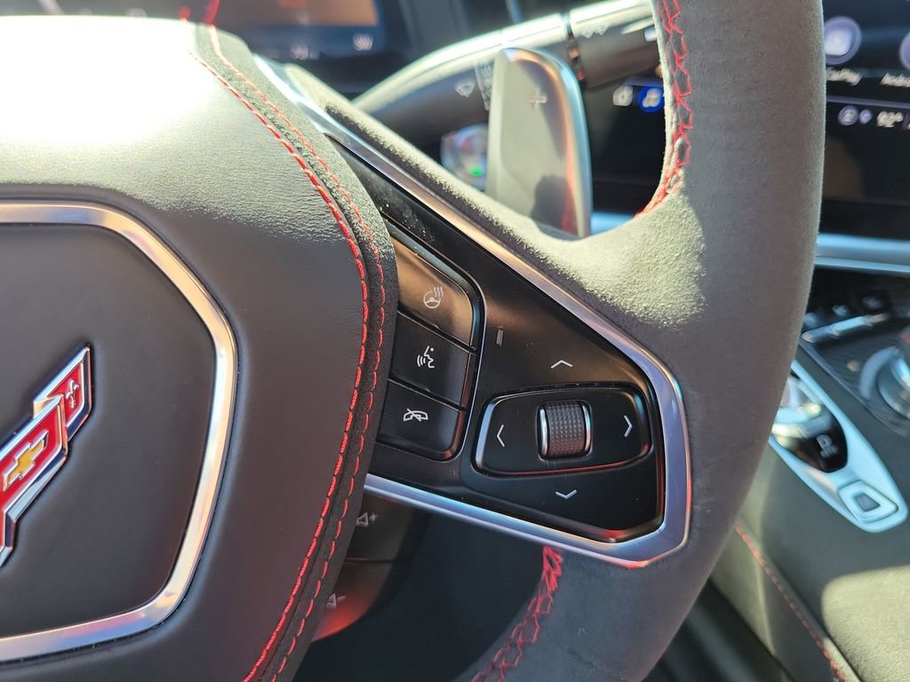 Used 2021 Chevrolet Corvette Stingray Premium Conv w/ Battery Protection Package image 6