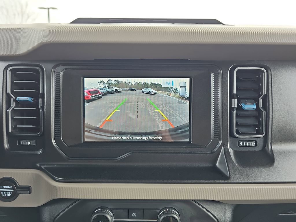 Used 2023 Ford Bronco Wildtrak image 28