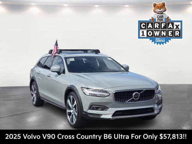 Used 2025 Volvo V90 B6 Cross Country Ultra AWD/4WD image 1