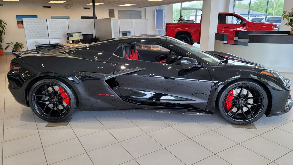 New 2025 Chevrolet Corvette Z06 image 15