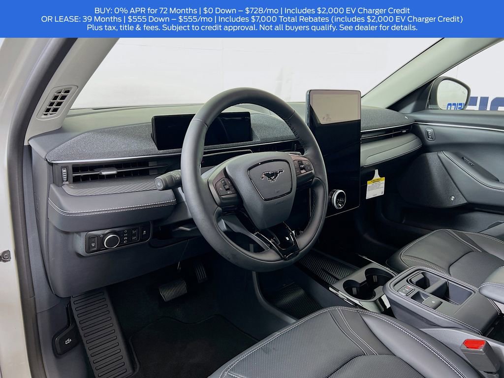 Used 2025 Ford Mustang Mach-E Premium image 10