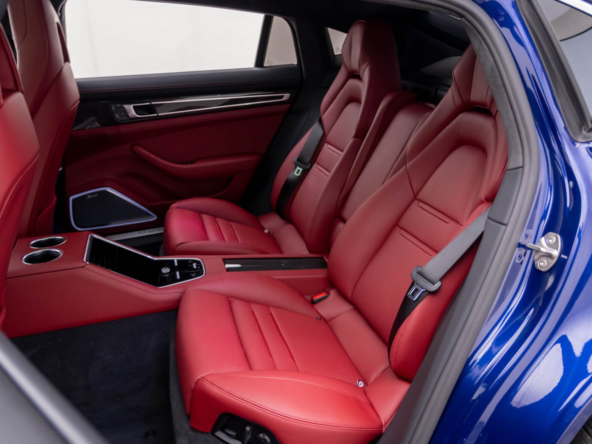 Used 2023 Porsche Panamera Turbo S Executive AWD/4WD image 16