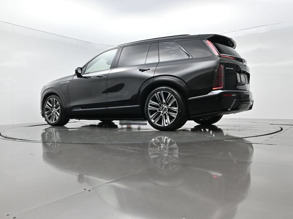 Certified 2026 Cadillac Vistiq Platinum w/ LPO, Floor Liner Package AWD/4WD image 47