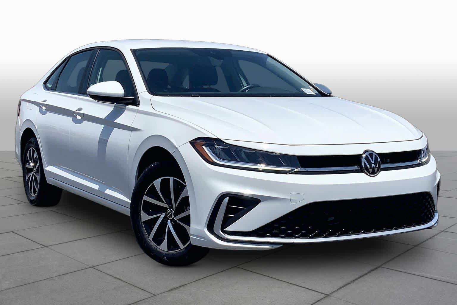 Used 2025 Volkswagen Jetta S FWD image 3