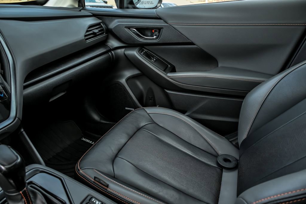 Used 2024 Subaru Crosstrek 2.5i Limited w/ Crosstrek Mirror Package AWD/4WD image 27