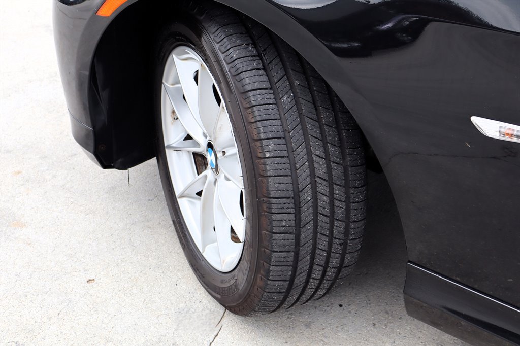 Used 2011 BMW 328i Sedan RWD image 10