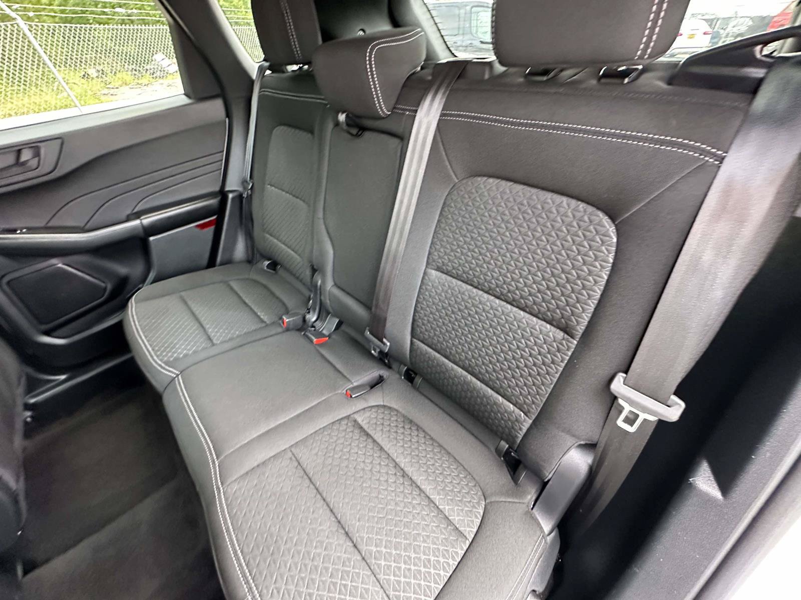 Used 2025 Ford Escape Active AWD/4WD image 31