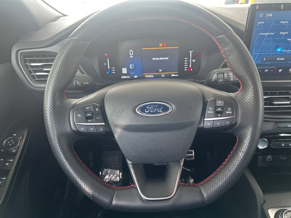 Used 2024 Ford Escape ST-Line w/ Tech Pack #1 AWD/4WD image 17