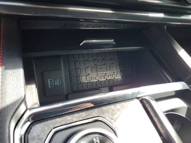 Used 2023 Ford Expedition Limited RWD image 23
