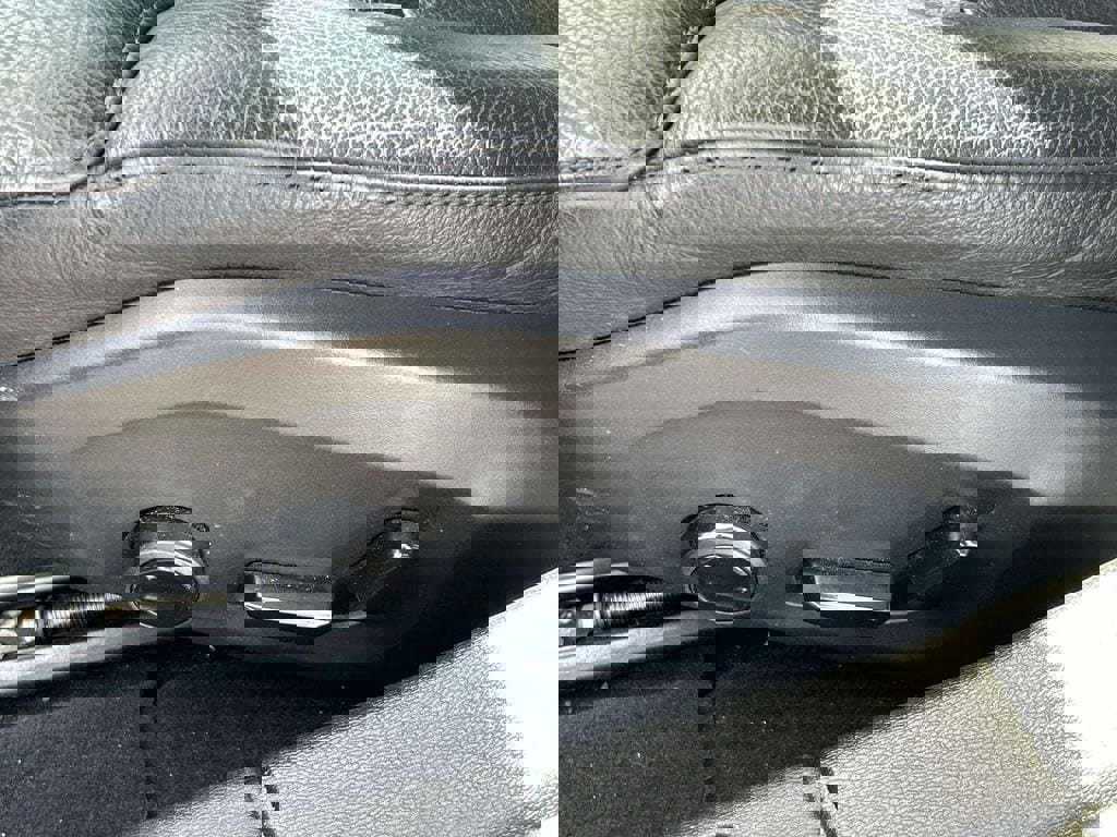 Certified 2023 Volvo S60 B5 Plus w/ Climate Package image 22