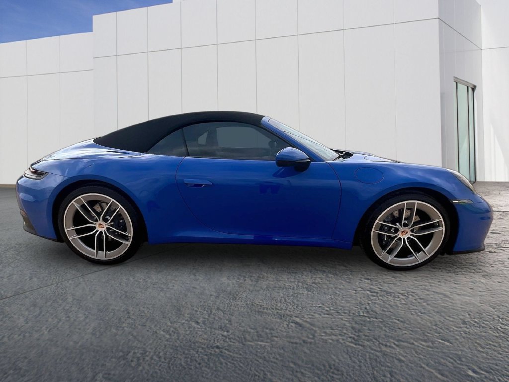 Certified 2025 Porsche 911 Carrera RWD image 8