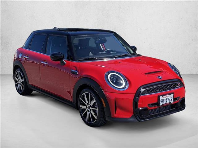 Used 2024 MINI Cooper S FWD image 3