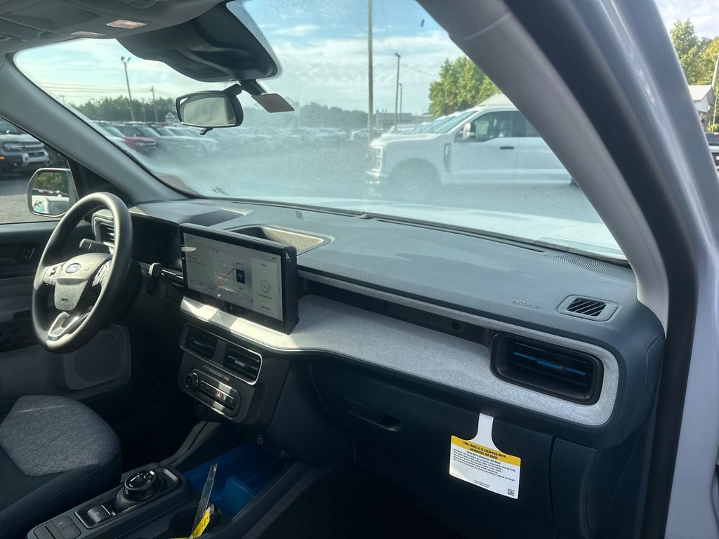 New 2025 Ford Maverick XLT image 12