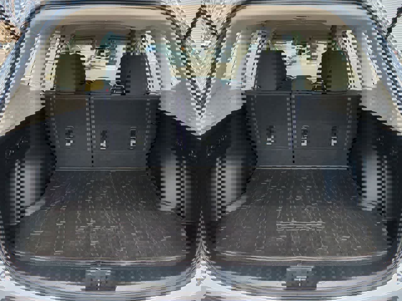 Used 2020 Subaru Forester w/ Alloy Wheel Package image 31