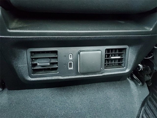 Used 2025 GMC Sierra 1500 Elevation image 14