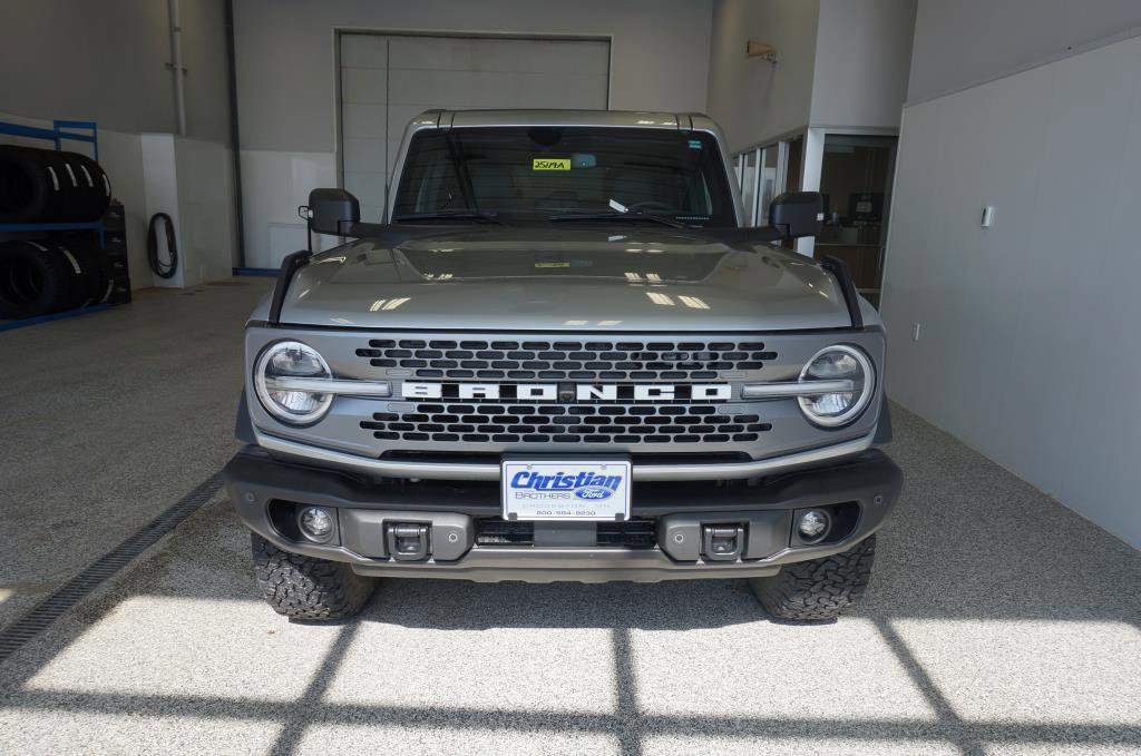 Used 2023 Ford Bronco Badlands image 3