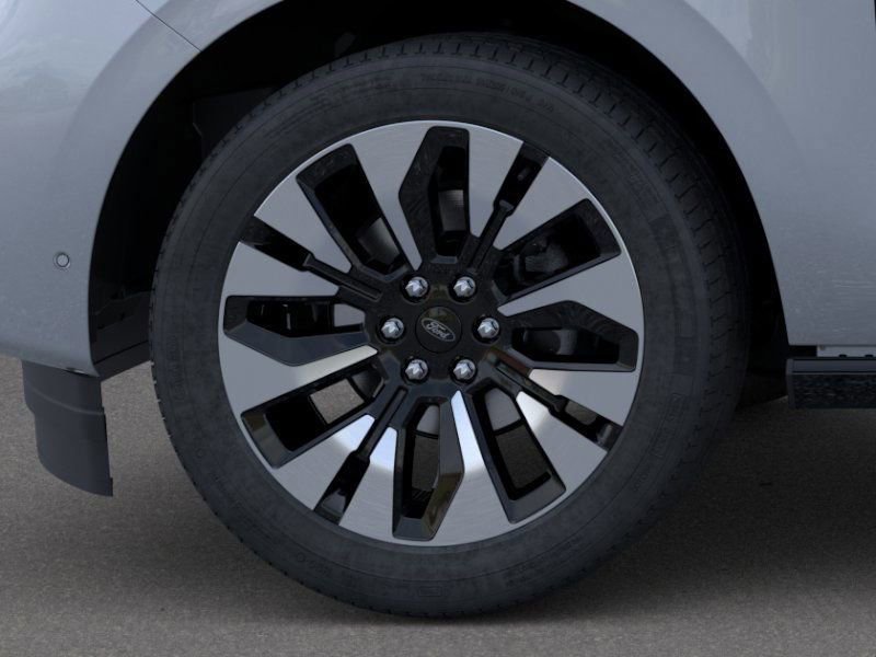 New 2025 Ford Expedition Platinum w/ Platinum Ultimate Package image 41