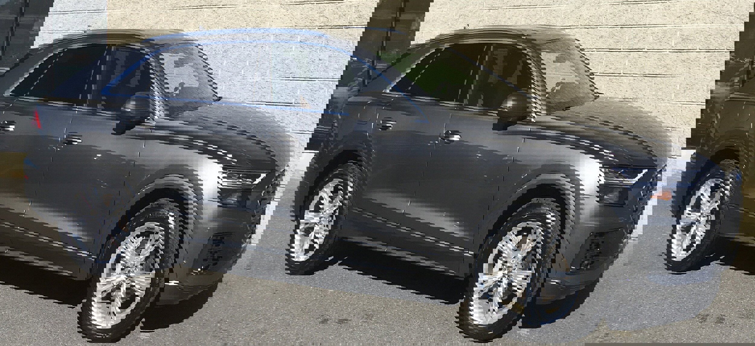 Used 2019 Audi Q8 Premium Plus image 3