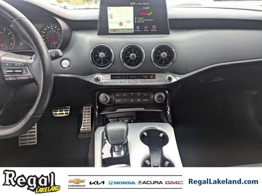 Used 2020 Kia Stinger GT2 image 13