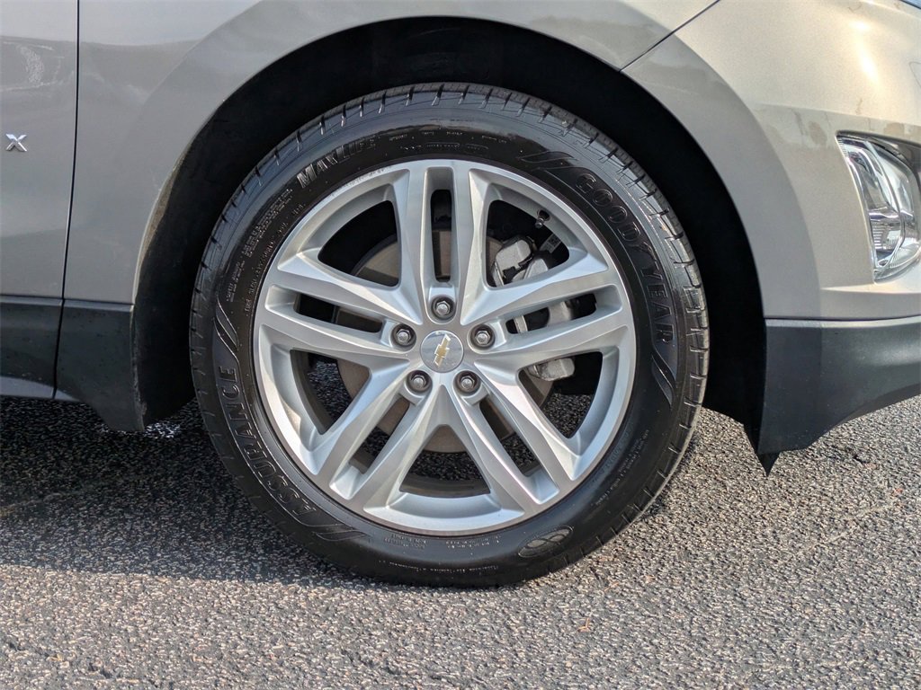 Used 2018 Chevrolet Equinox Premier image 11