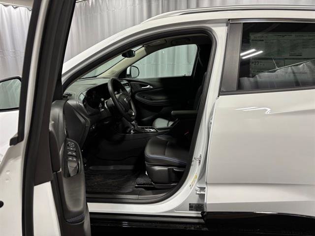 New 2026 Buick Encore GX Sport Touring image 11